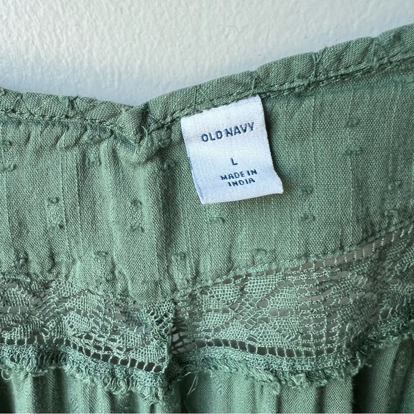 Old Navy Eyelet Top - Picture 2 of 4